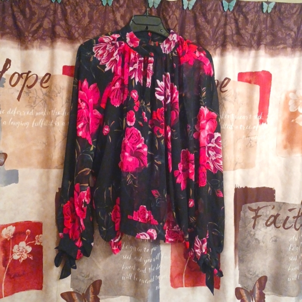 EUC Floral Print Blouse